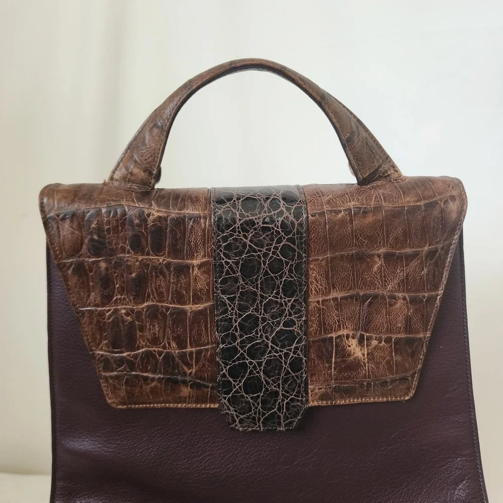 Anne Sylvain Brown Leather Alligator Skin Handheld Bag Made in USA